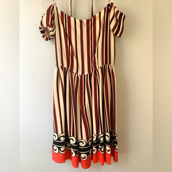 Anna Sui Silk Dress, size 5, worn once for photoshoot - Picture 2 of 4